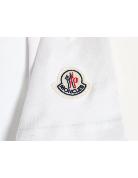 Moncler chest embossed logo print short sleeves,Moncler
