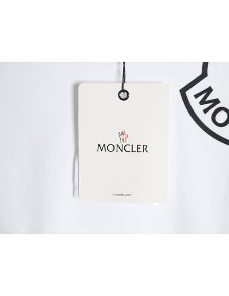 Moncler chest embossed logo print short sleeves,Moncler