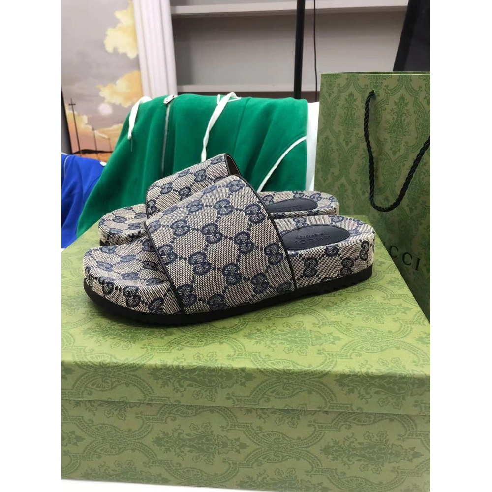 Gucci GG Slide Sandal,Gucci Slides