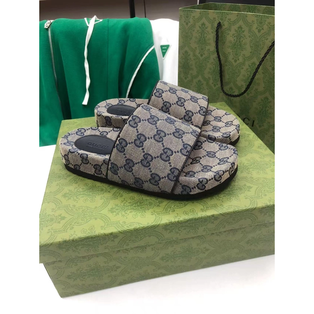 Gucci GG Slide Sandal,Gucci Slides