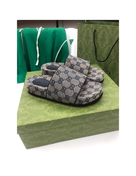 Gucci GG Slide Sandal,Gucci Slides