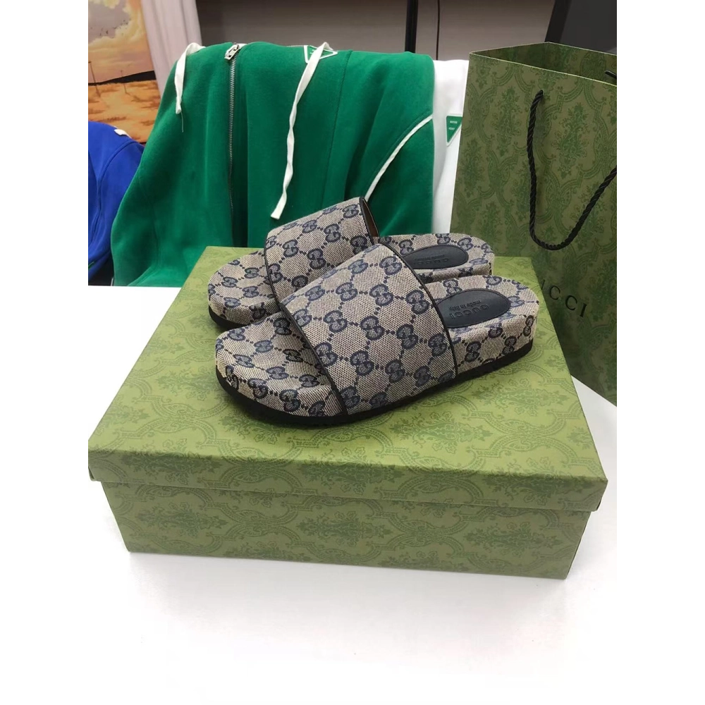 Gucci GG Slide Sandal,Gucci Slides