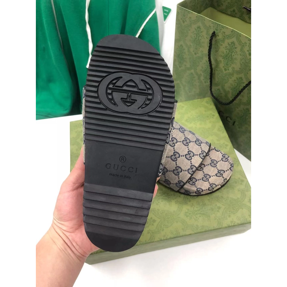 Gucci GG Slide Sandal,Gucci Slides