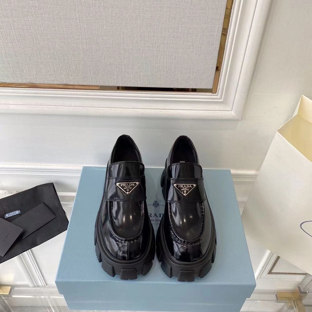 Parda Patent leather loafers,PRADA SNEAKER