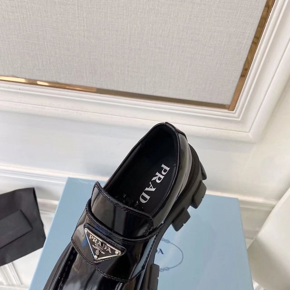 Parda Patent leather loafers,PRADA SNEAKER