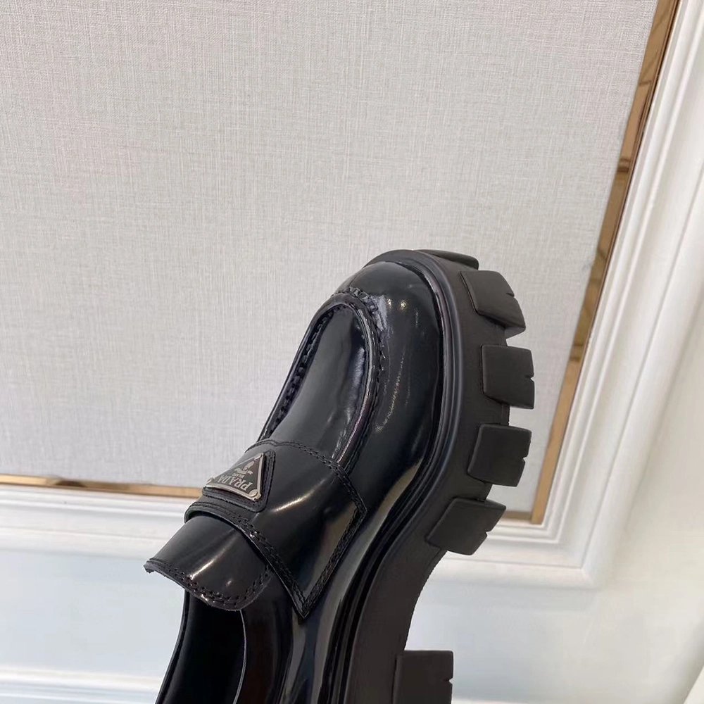 Parda Patent leather loafers,PRADA SNEAKER