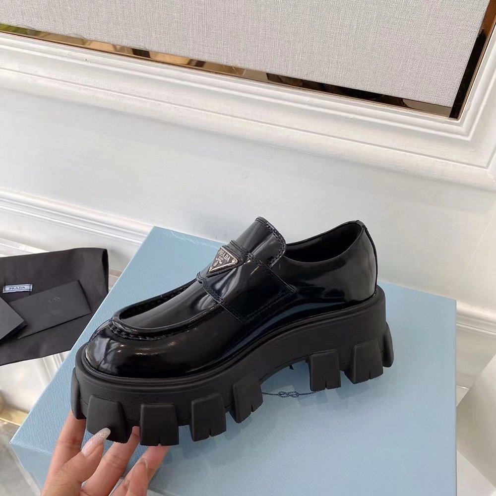 Parda Patent leather loafers,PRADA SNEAKER