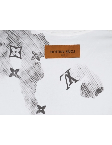 Louis Vuitton ink smudged letters printed short sleeves,Louis Vuitton