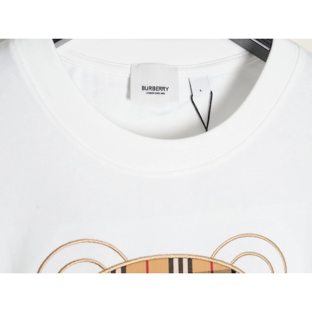 Burberry bear embroidered chest T-shirt,Burberry