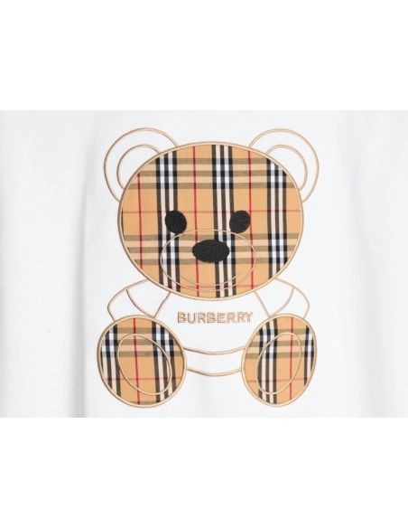 Burberry bear embroidered chest T-shirt,Burberry