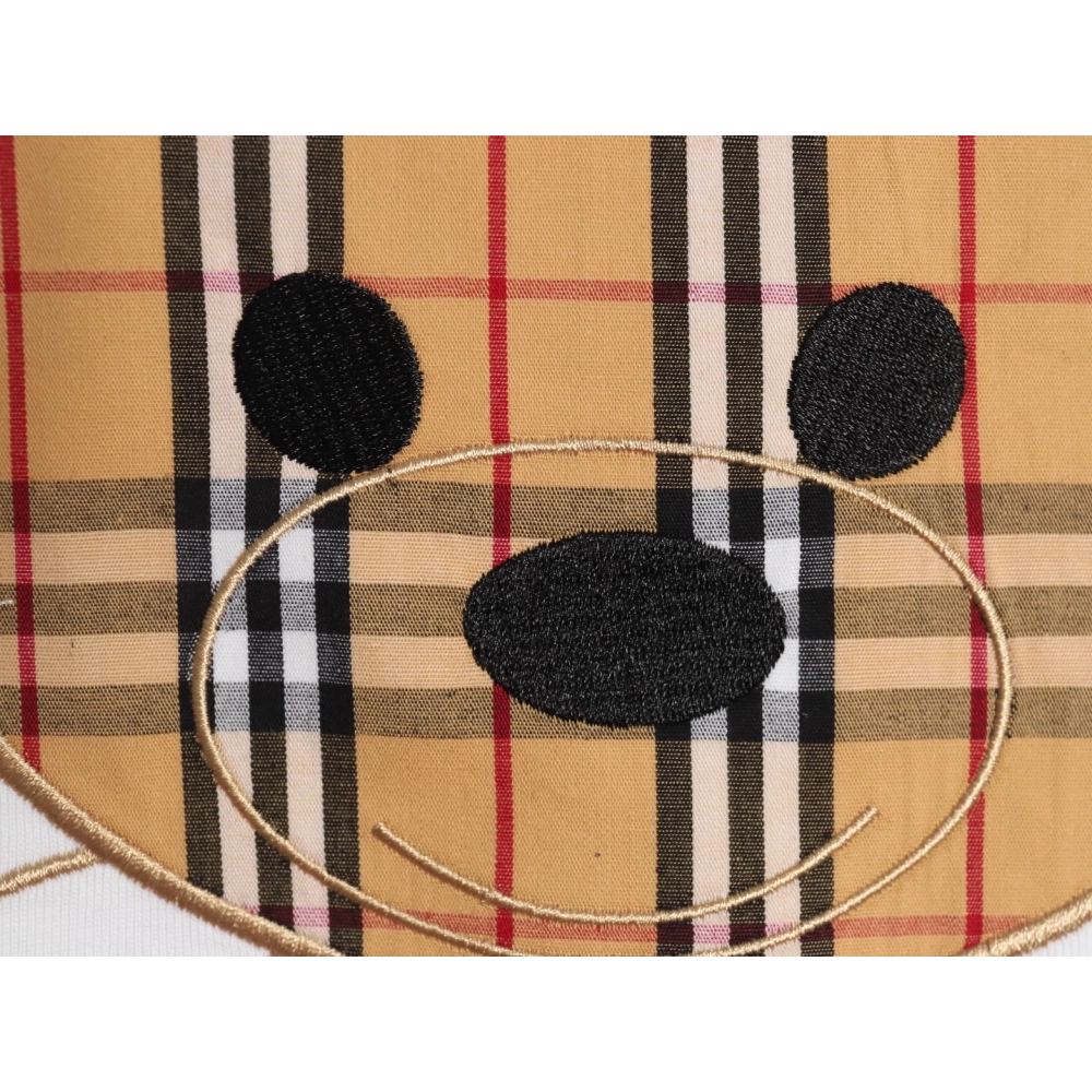Burberry bear embroidered chest T-shirt,Burberry