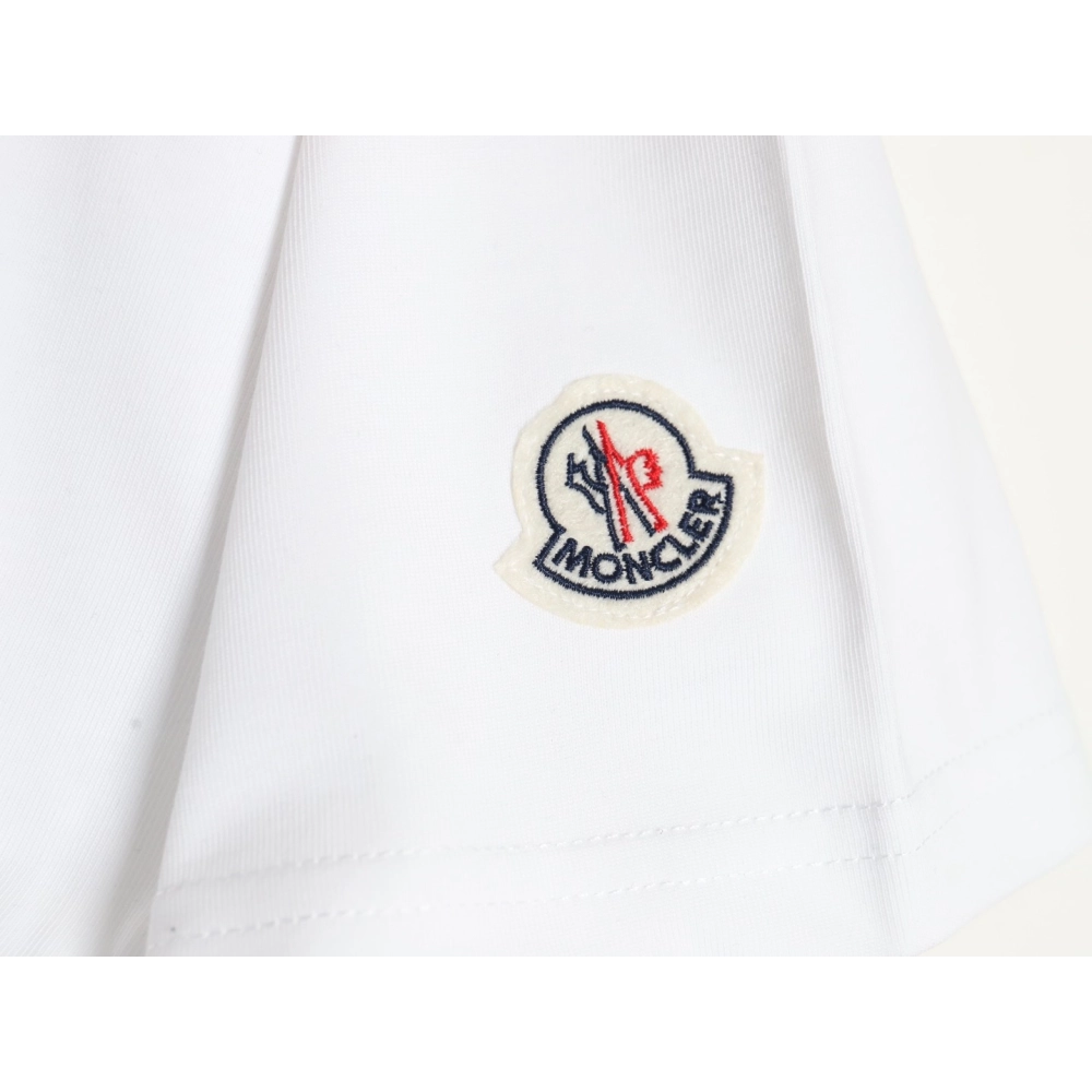 Moncler embossed logo short sleeve,Moncler