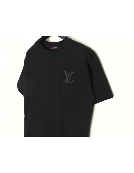 Louis Vuitton dark pattern large logo embroidered short sleeve T-shirt TSK1,Louis Vuitton