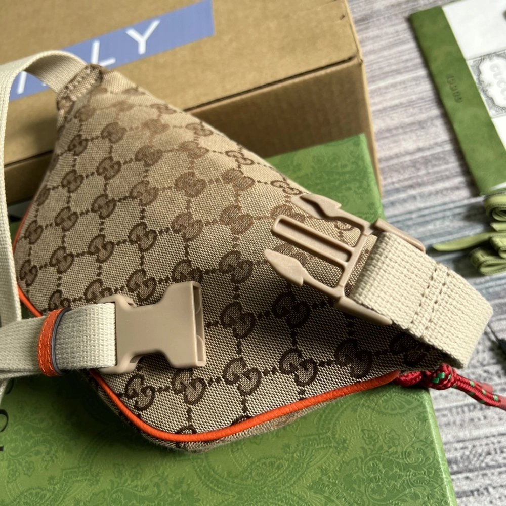 Gucci Bags 650299 13X25X6cm