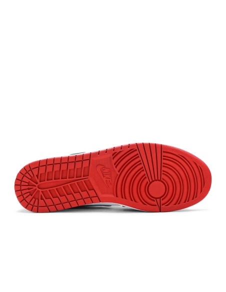 AIR JORDAN 1 MID CHICAGO 554724 173,AIR JORDAN 1 MID,Air Jordan