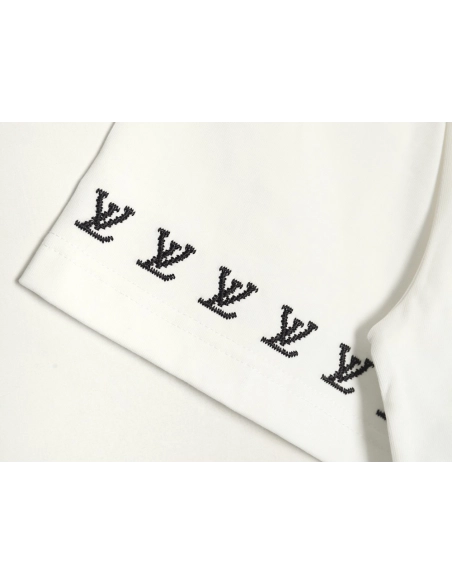 Louis Vuitton double sleeve badge slogan embroidered short sleeves,Louis Vuitton
