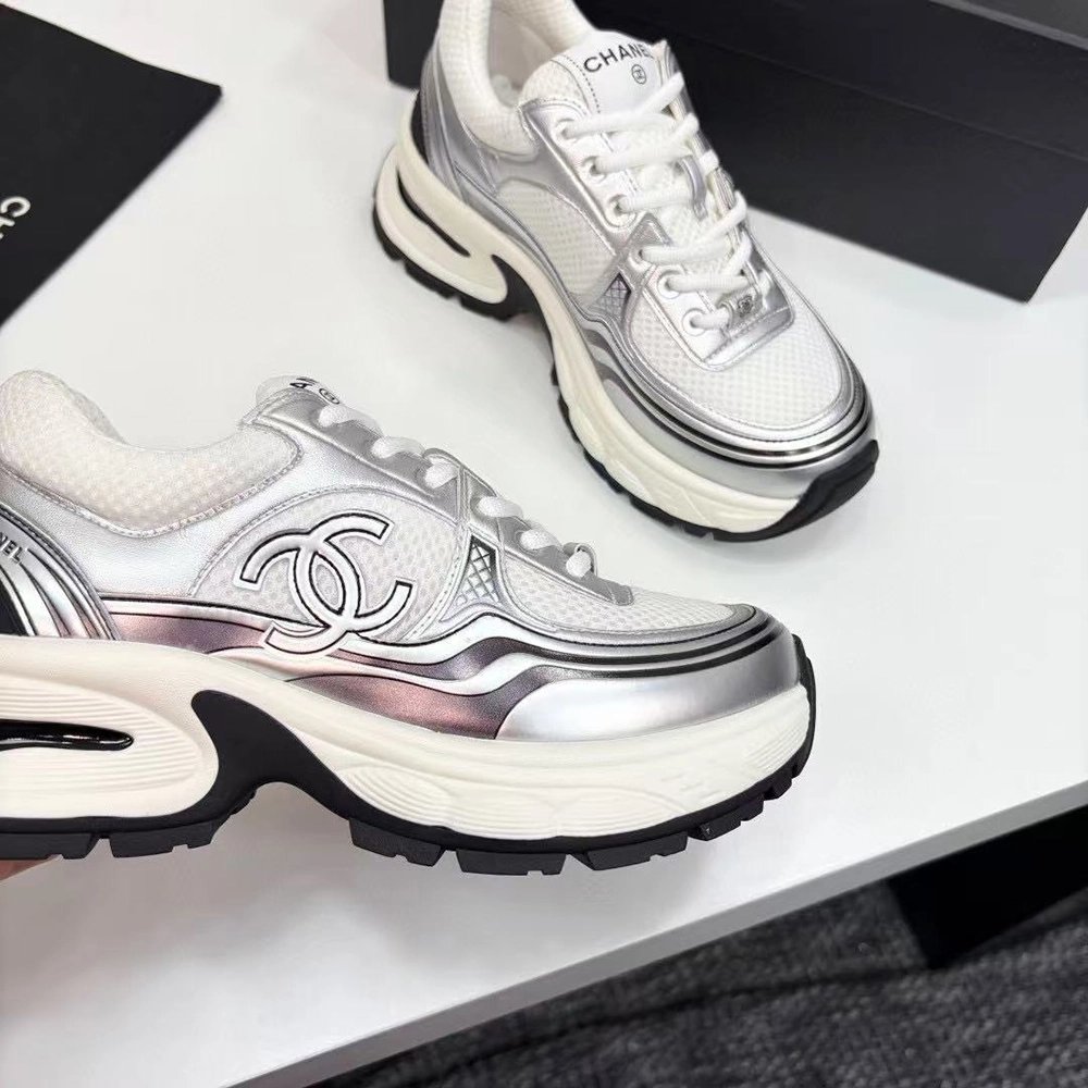 Chanel CC Sneaker,CHANEL SNEAKERS
