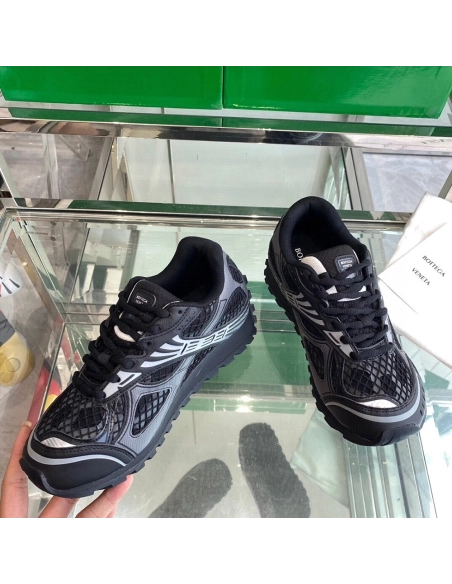 Bottega Veneta Orbit Runner Sneaker Black,BOTTEGA VENETA SNEAKER