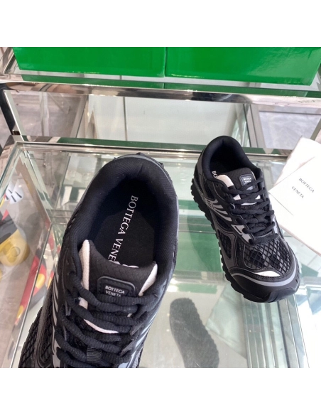 Bottega Veneta Orbit Runner Sneaker Black,BOTTEGA VENETA SNEAKER