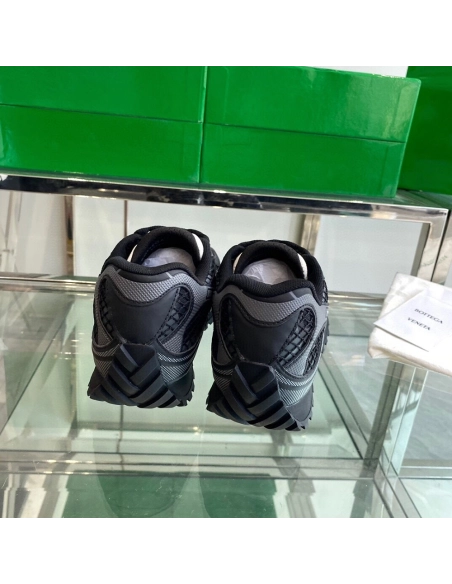 Bottega Veneta Orbit Runner Sneaker Black,BOTTEGA VENETA SNEAKER