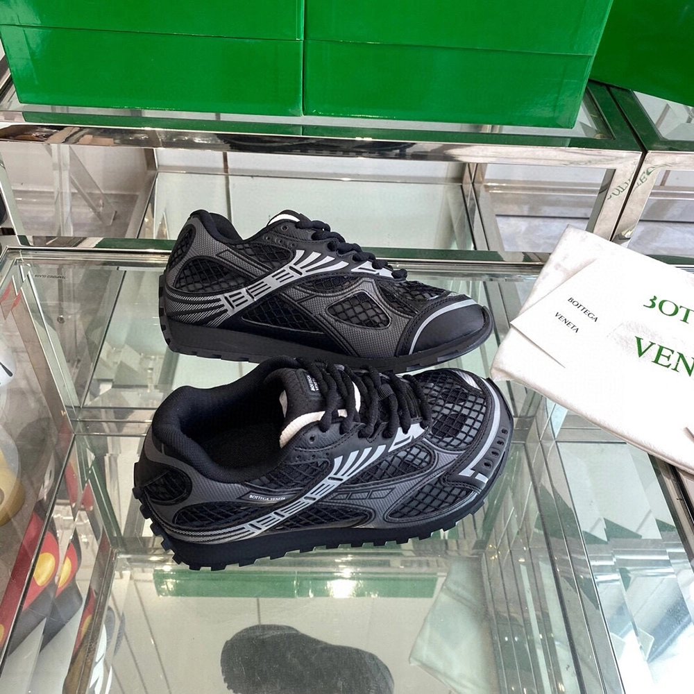Bottega Veneta Orbit Runner Sneaker Black,BOTTEGA VENETA SNEAKER