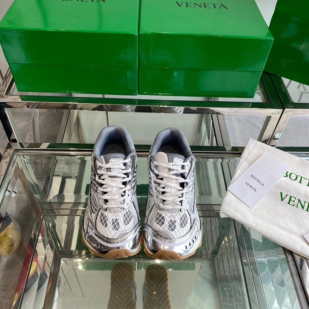 Bottega Veneta Orbit Runner Sneaker  silver,BOTTEGA VENETA SNEAKER