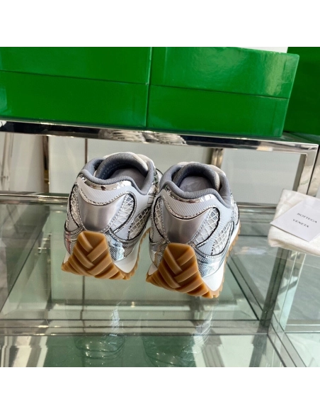 Bottega Veneta Orbit Runner Sneaker  silver,BOTTEGA VENETA SNEAKER