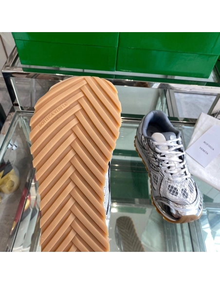 Bottega Veneta Orbit Runner Sneaker  silver,BOTTEGA VENETA SNEAKER