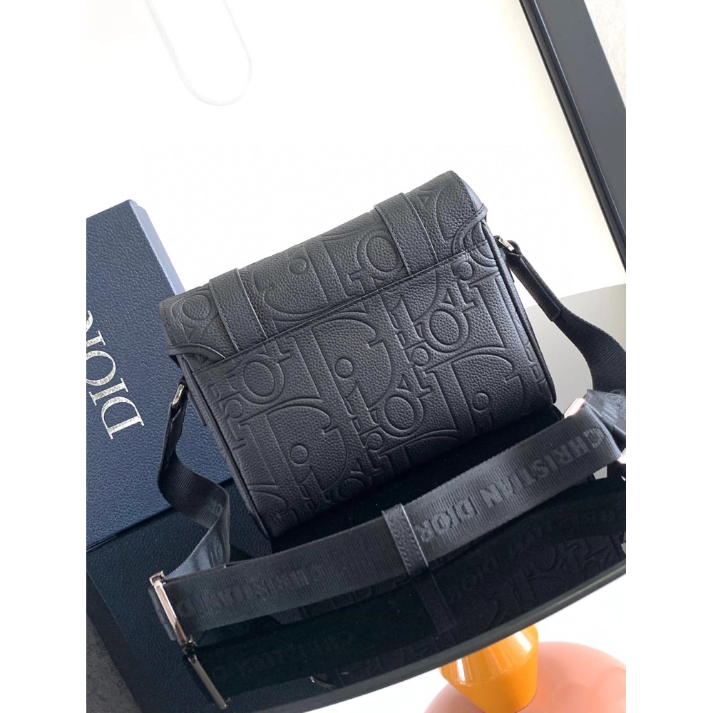 Dior Dior Hit the Road Messenger Bags 333LLG 24*18*8cm,Christian Dior Bags