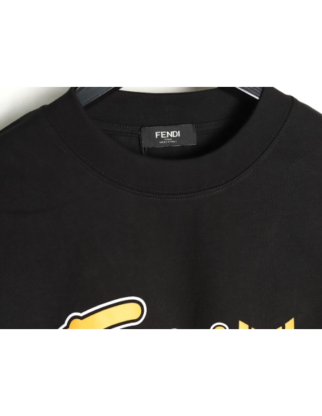 Fendi Overlapping Letters Small Eyes Short Sleeve T-shirt TSK1,Fendi