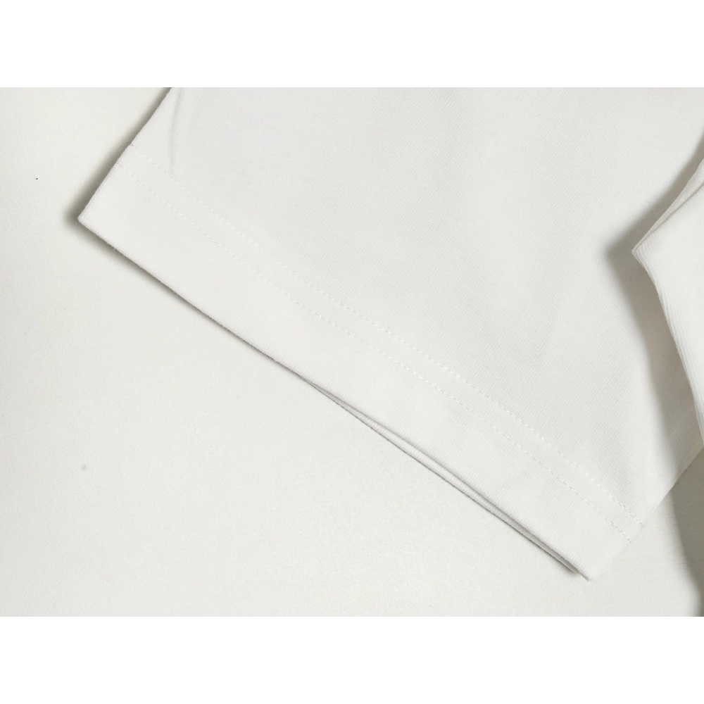 Gucci shoulder contrast logo tassel embroidered short sleeve T-shirt,Gucci