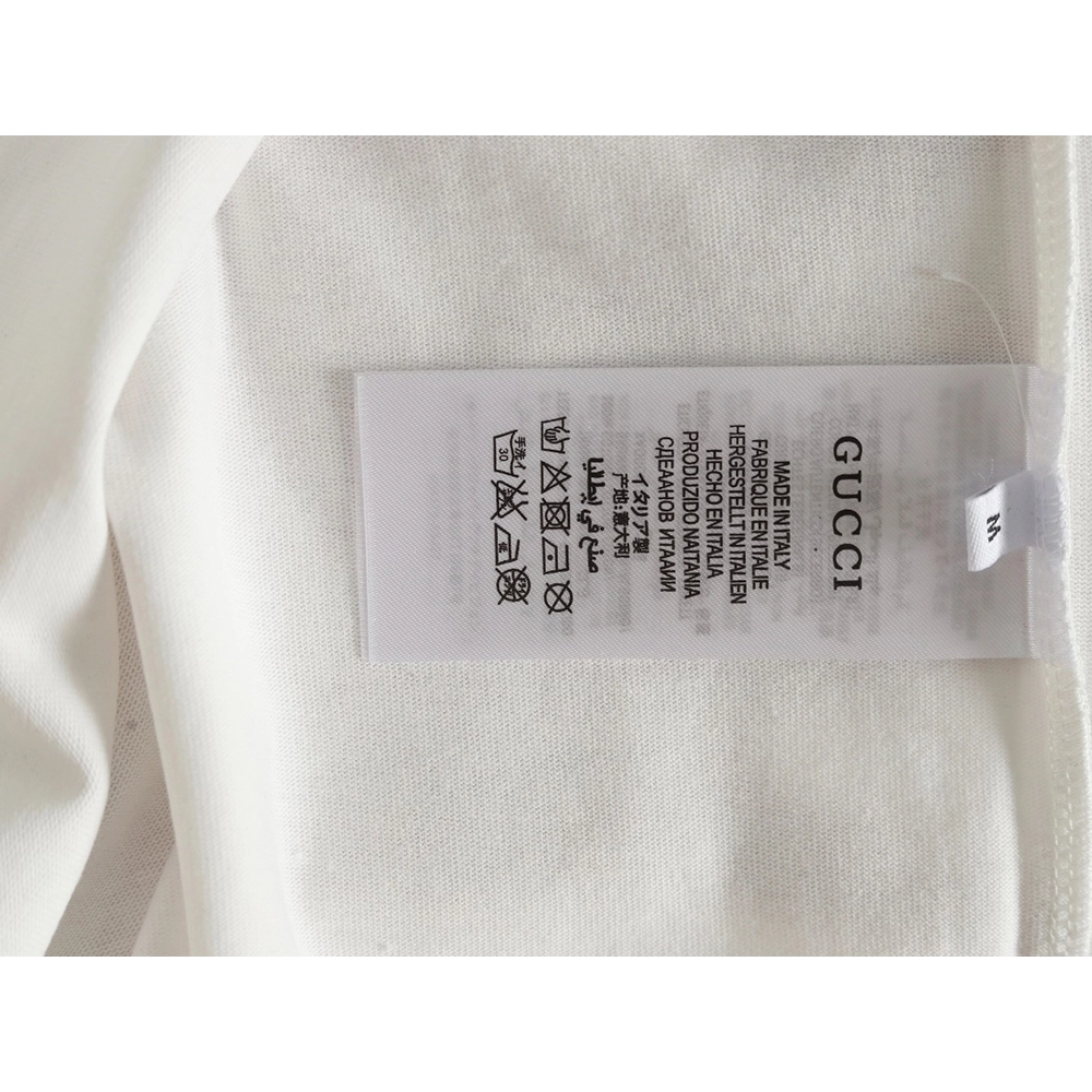 Gucci shoulder contrast logo tassel embroidered short sleeve T-shirt,Gucci