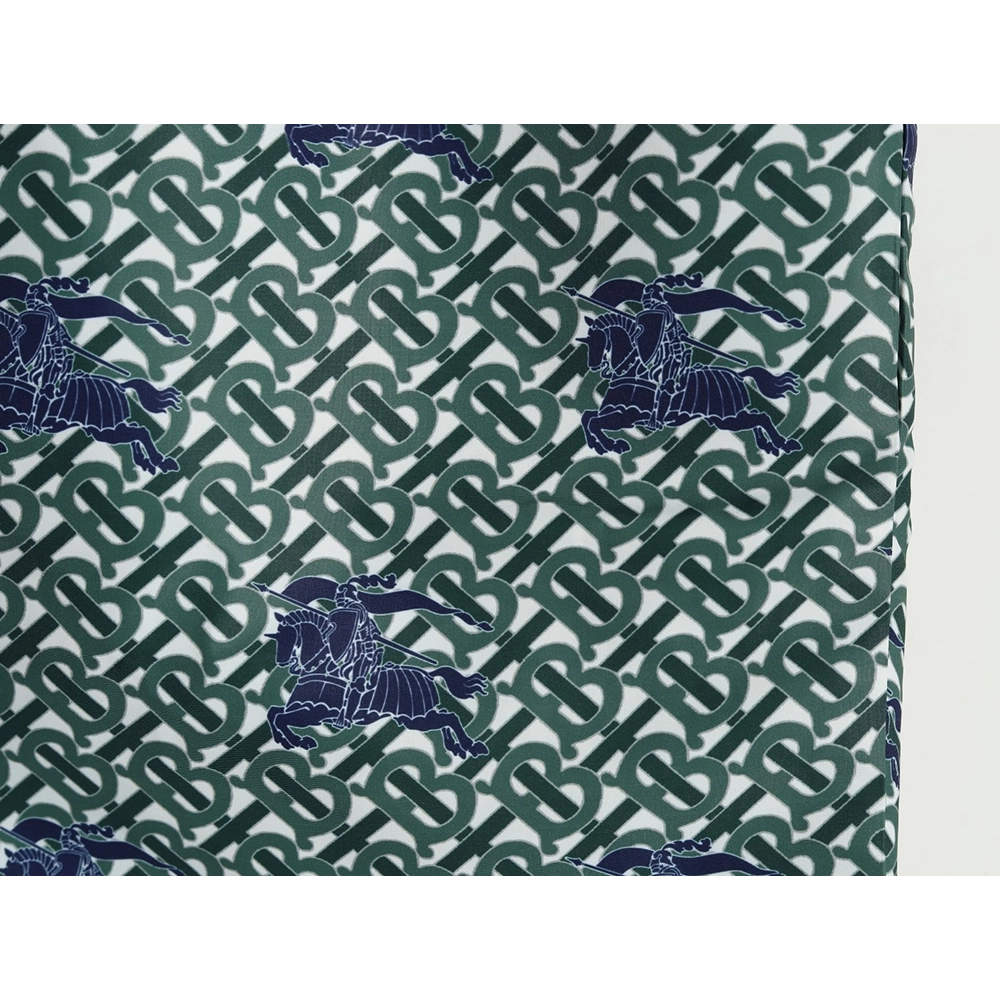 Burberry Warhorse Print Shorts TSK1,Burberry