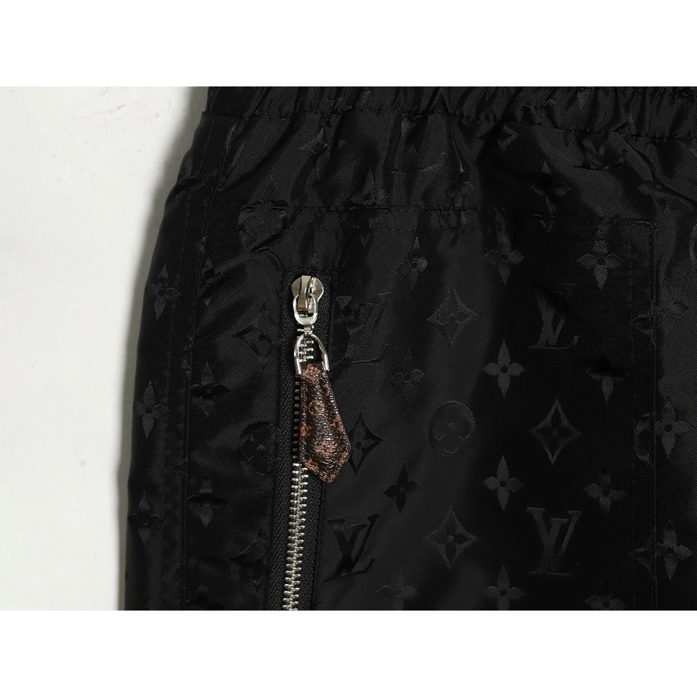 Louis Vuitton all over print monogram zip up shorts,Louis Vuitton