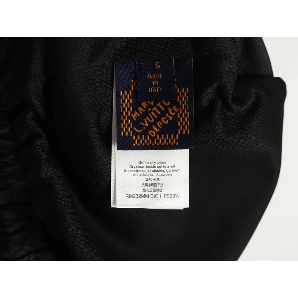 Louis Vuitton all over print monogram zip up shorts,Louis Vuitton