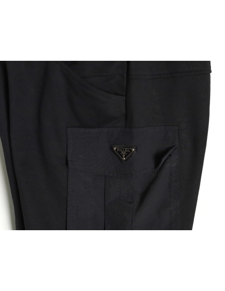 Prada Multi-Pocket Logo Shorts,Prada