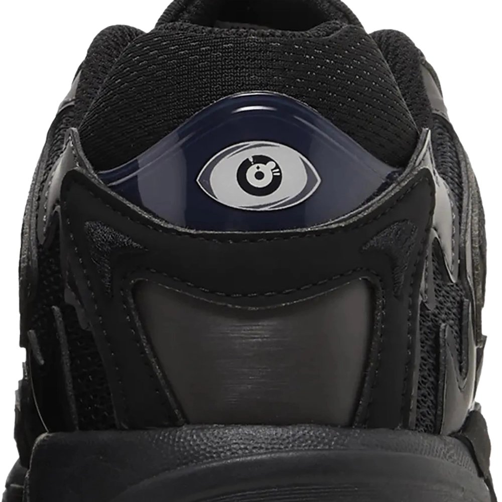 Bad Bunny x Response CL Triple Black,ADIDAS Response