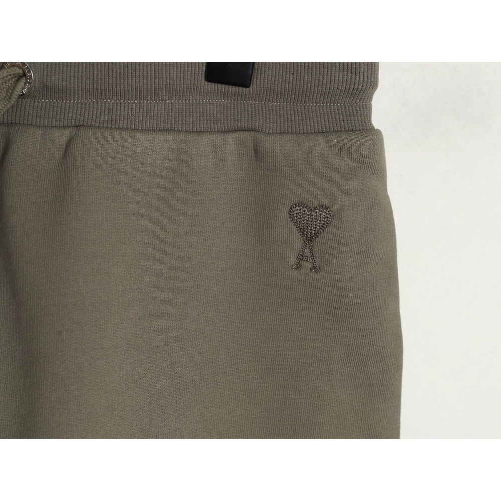 Ami Paris Heart Embroidered Shorts,Ami