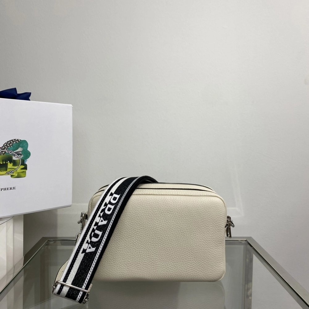 Prada Bags 1BH082 22X14X8cm