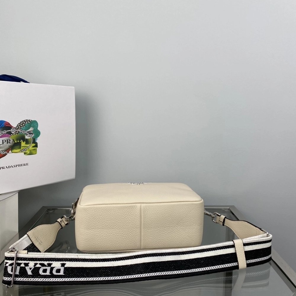 Prada Bags 1BH082 22X14X8cm