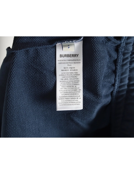 Burberry Warhorse Foam Shorts,Burberry