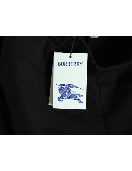 Burberry Warhorse Foam Shorts TSK1,Burberry