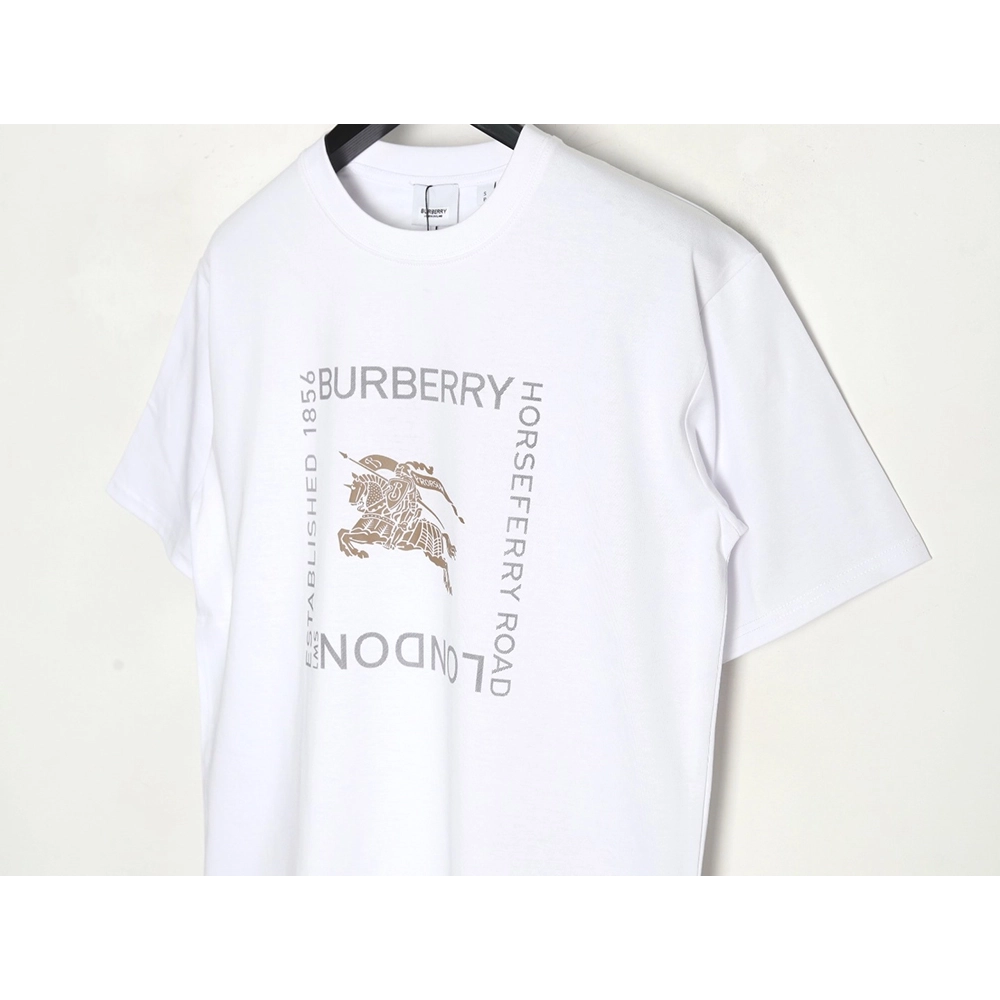 Burberry Square Letter Gold Warhorse Printed Short Sleeve T-Shirt,Burberry