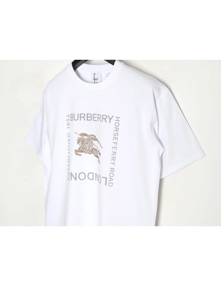 Burberry Square Letter Gold Warhorse Printed Short Sleeve T-Shirt,Burberry