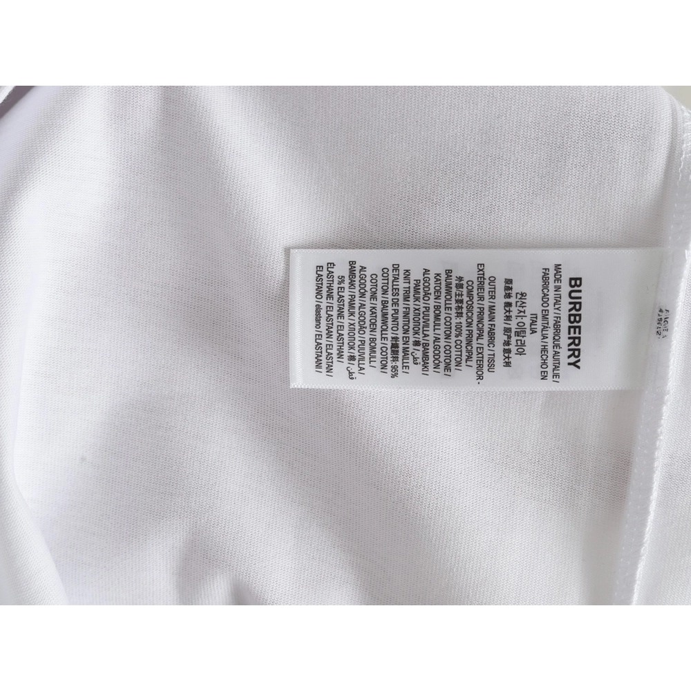 Burberry Square Letter Gold Warhorse Printed Short Sleeve T-Shirt,Burberry