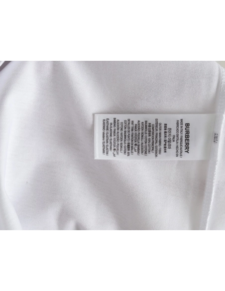 Burberry Square Letter Gold Warhorse Printed Short Sleeve T-Shirt,Burberry