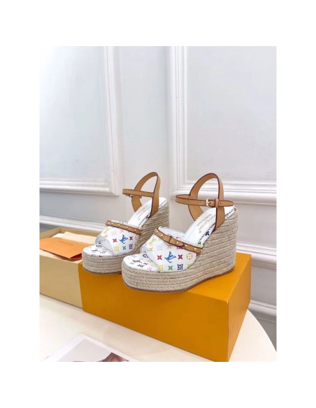 Louis Vuitton &amp; TM Helios Sandals,LOUIS VUITTON Sneakers