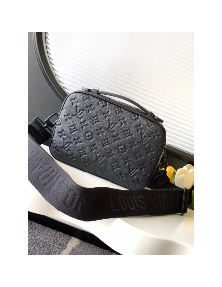 Louis Vuitton S Lock Messenger M58489 22X18X8cm,Louis Vuitton Bags,BAGS