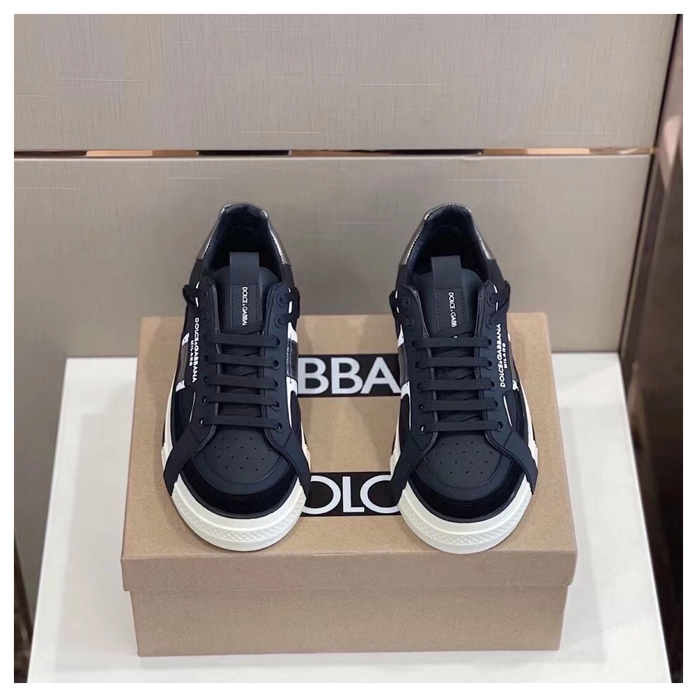 Dolce Gabbana Mens Black Custom 2.Zero Sneakers