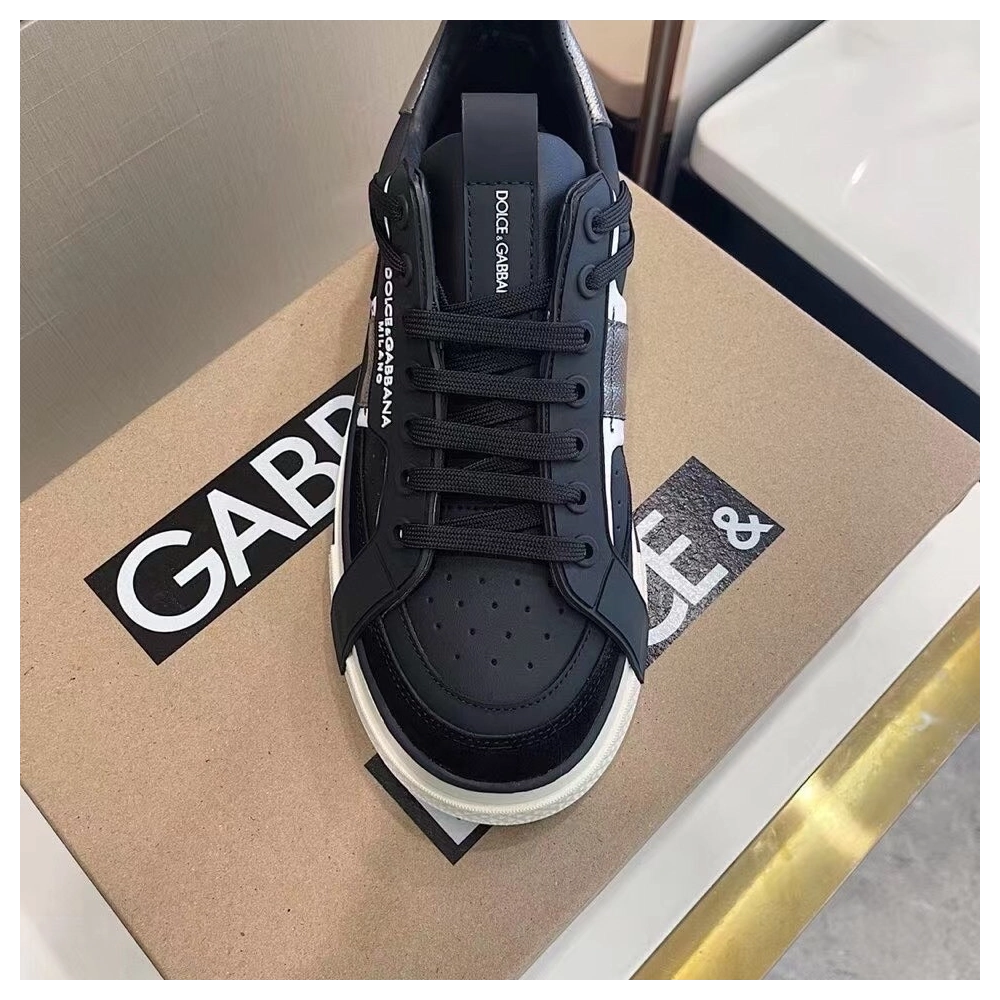 Dolce Gabbana Mens Black Custom 2.Zero Sneakers